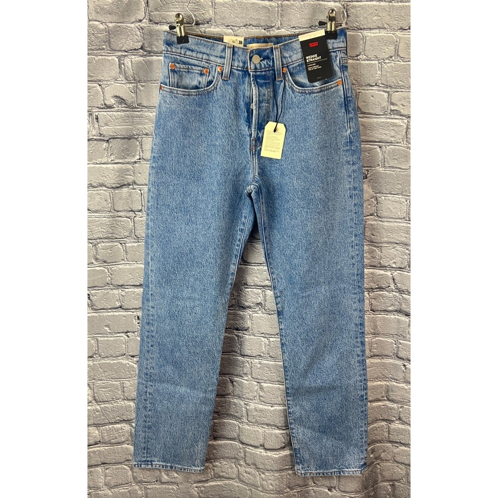 NWT Levis Wedgie Straight Jeans Womens 27x30 Medium Wash High Rise